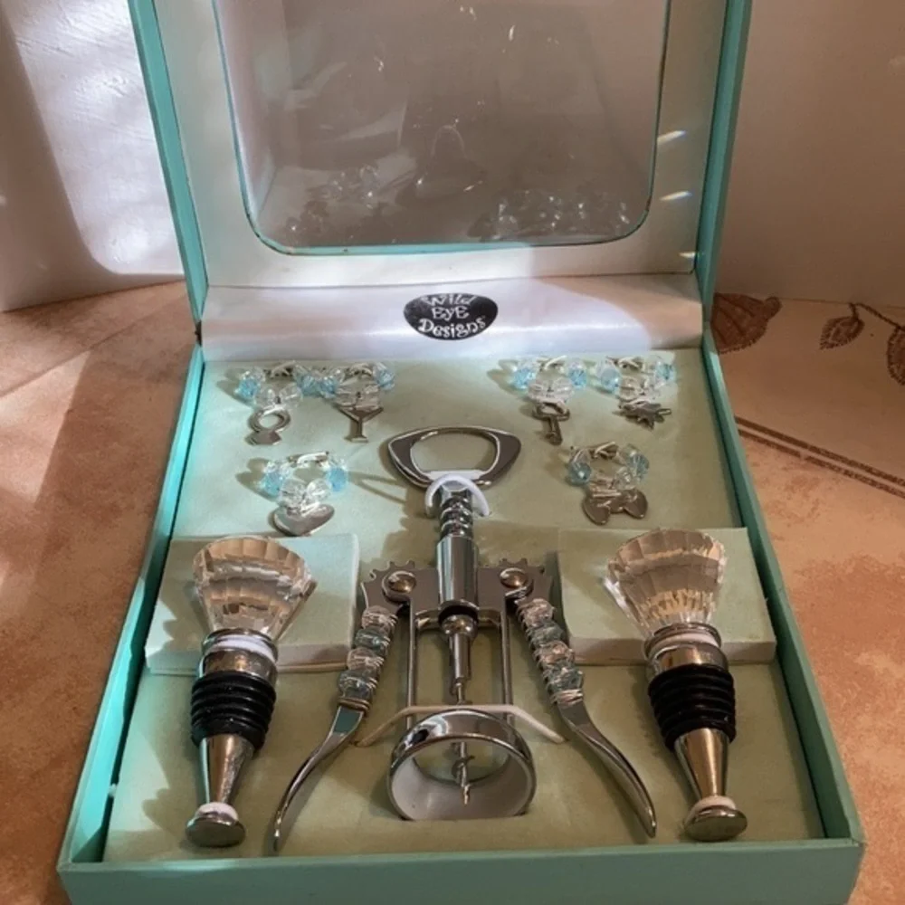 Wild By Design 9 piece “princess collection” wine set in box - never used